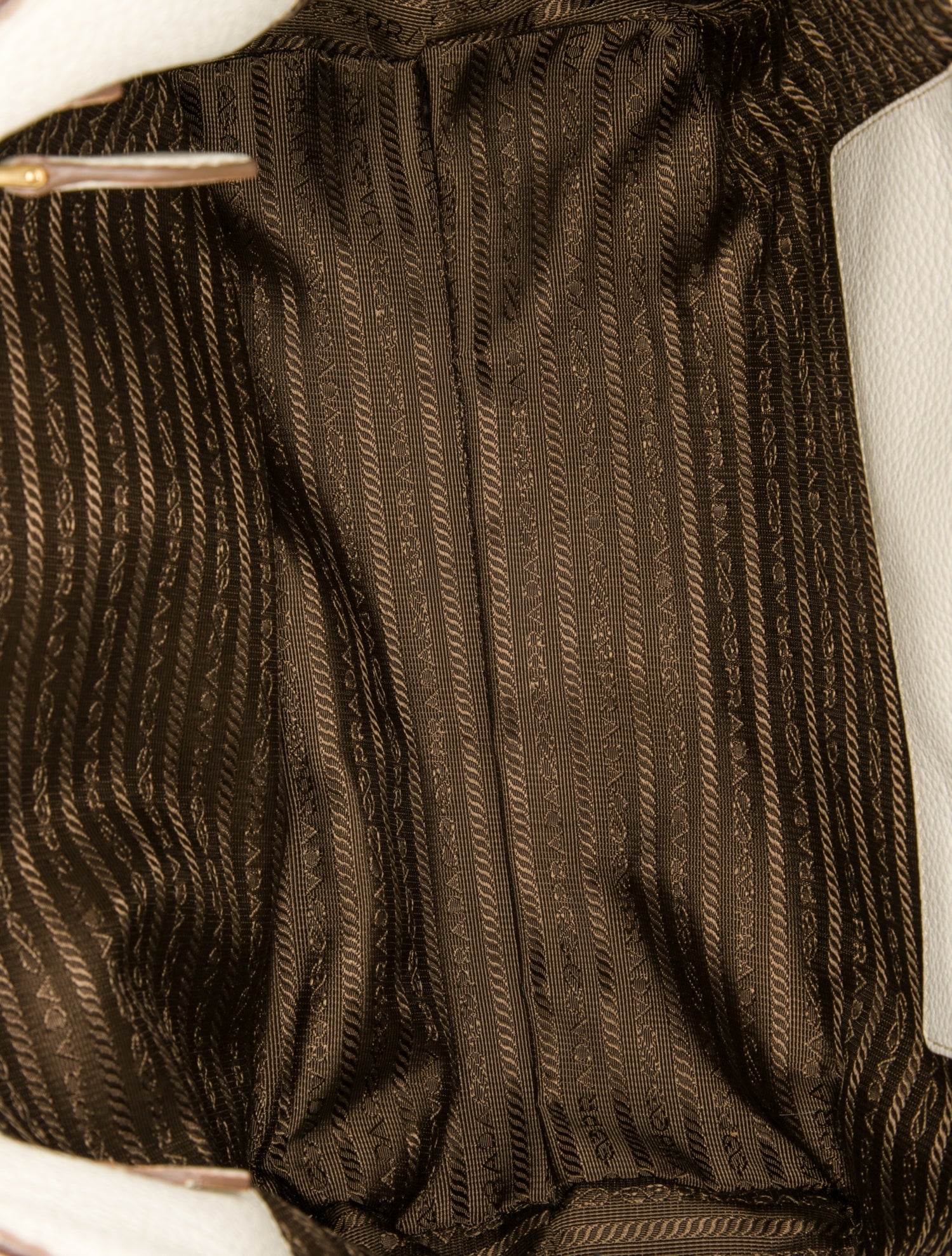 Prada Signature Etiquette